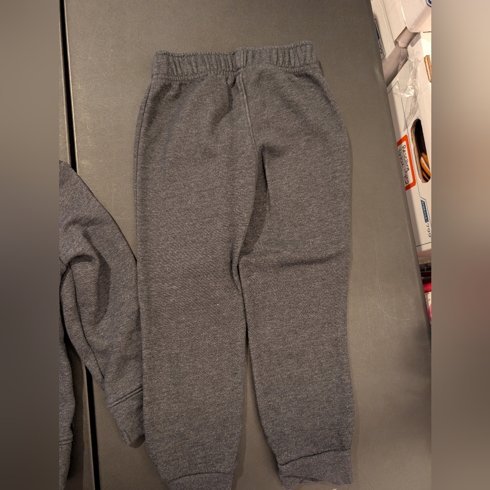 Cat & Jack Charcoal Gray Hoodie & Pant Set with Neon Green Accent Size 4T - Picture 10 of 10